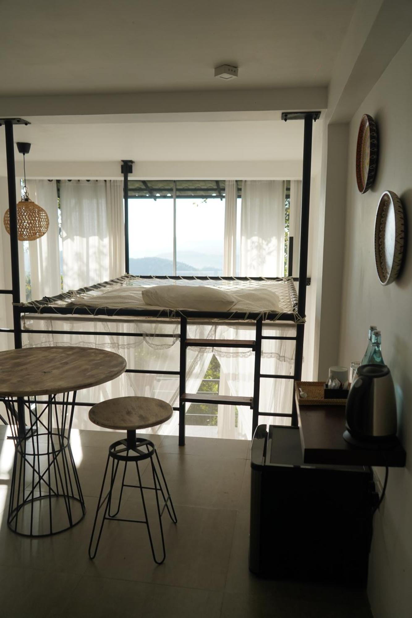 Treehouse Chalets - Luxury Getaway Within A Short Distance Of Ella 贝里胡罗亚 外观 照片