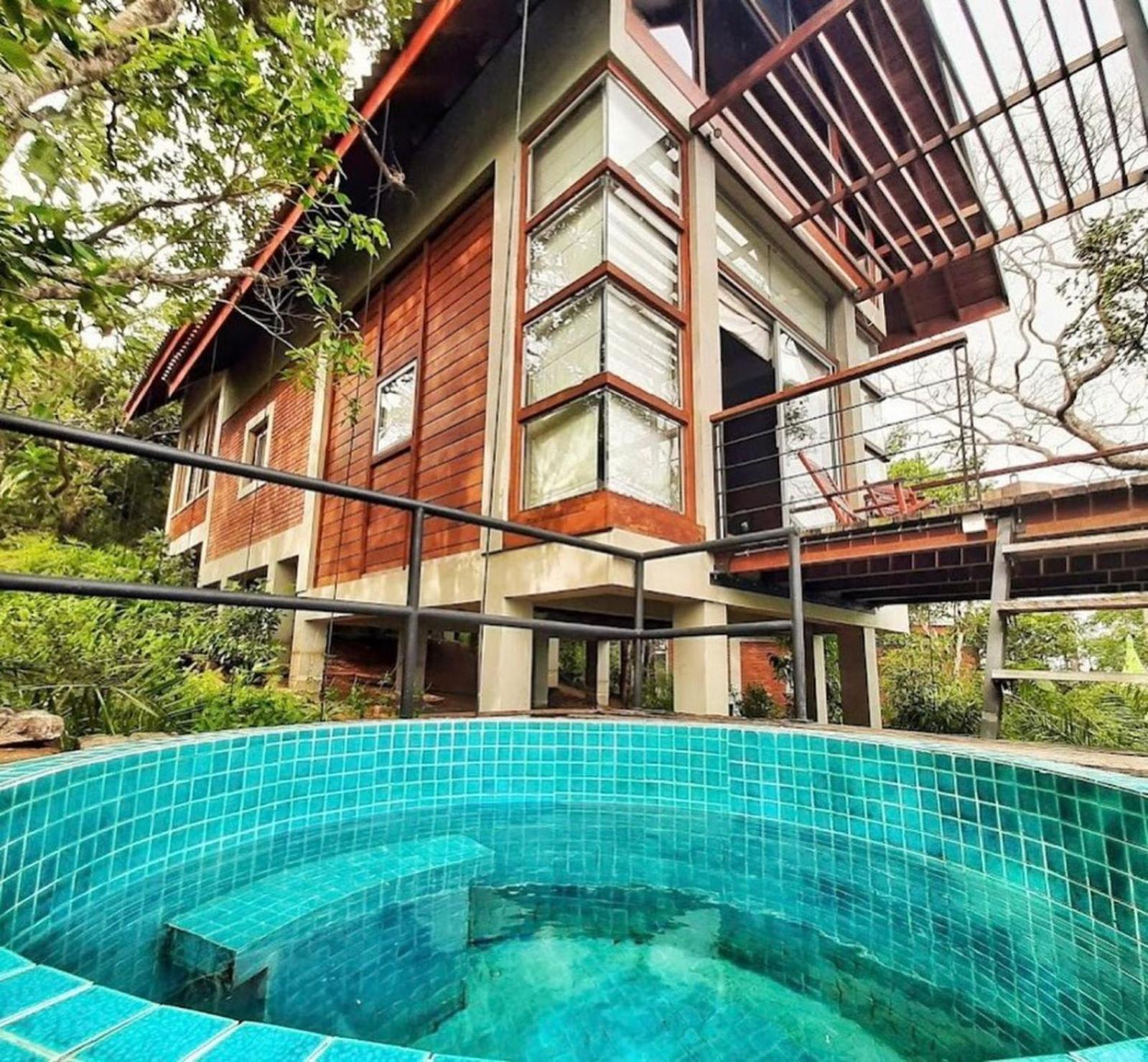 Treehouse Chalets - Luxury Getaway Within A Short Distance Of Ella 贝里胡罗亚 外观 照片