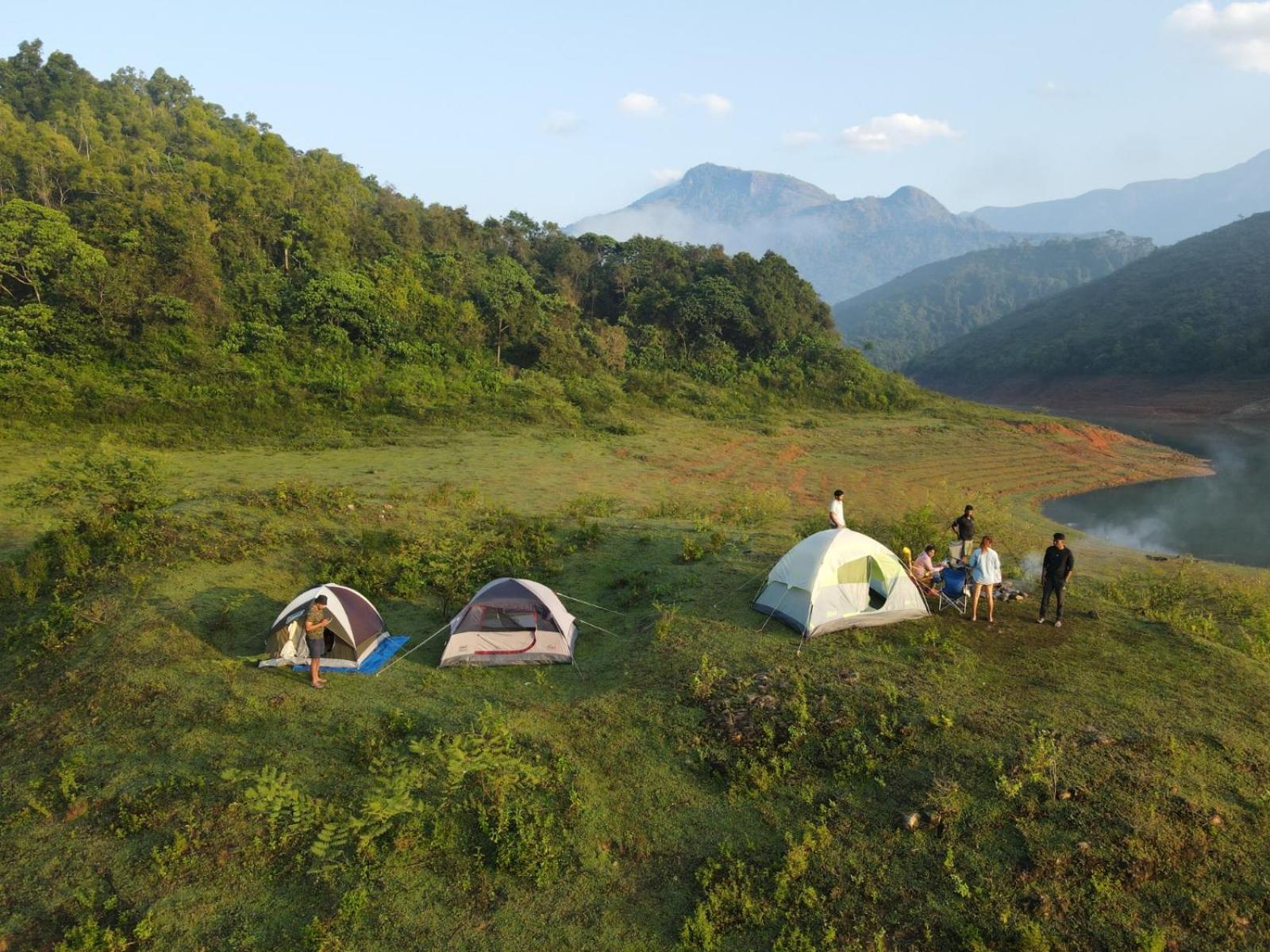 Treehouse Chalets - Luxury Getaway Within A Short Distance Of Ella 贝里胡罗亚 外观 照片