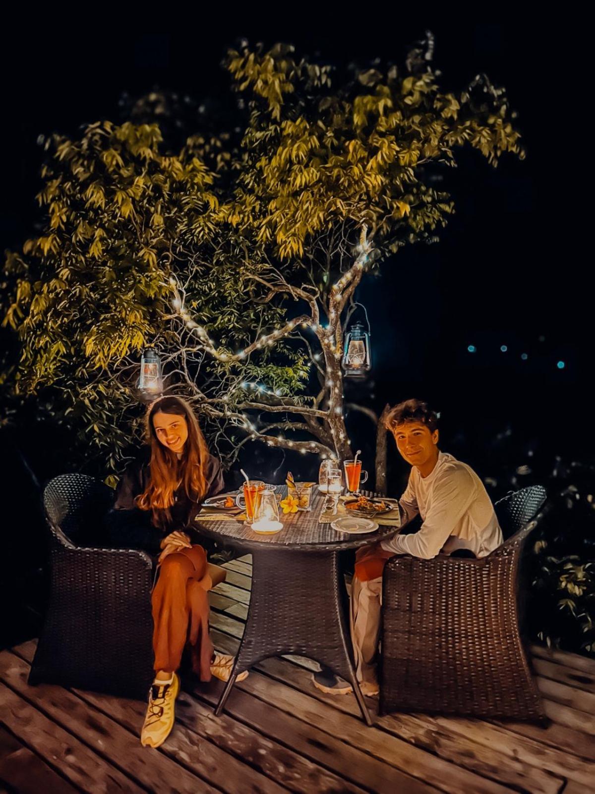 Treehouse Chalets - Luxury Getaway Within A Short Distance Of Ella 贝里胡罗亚 外观 照片