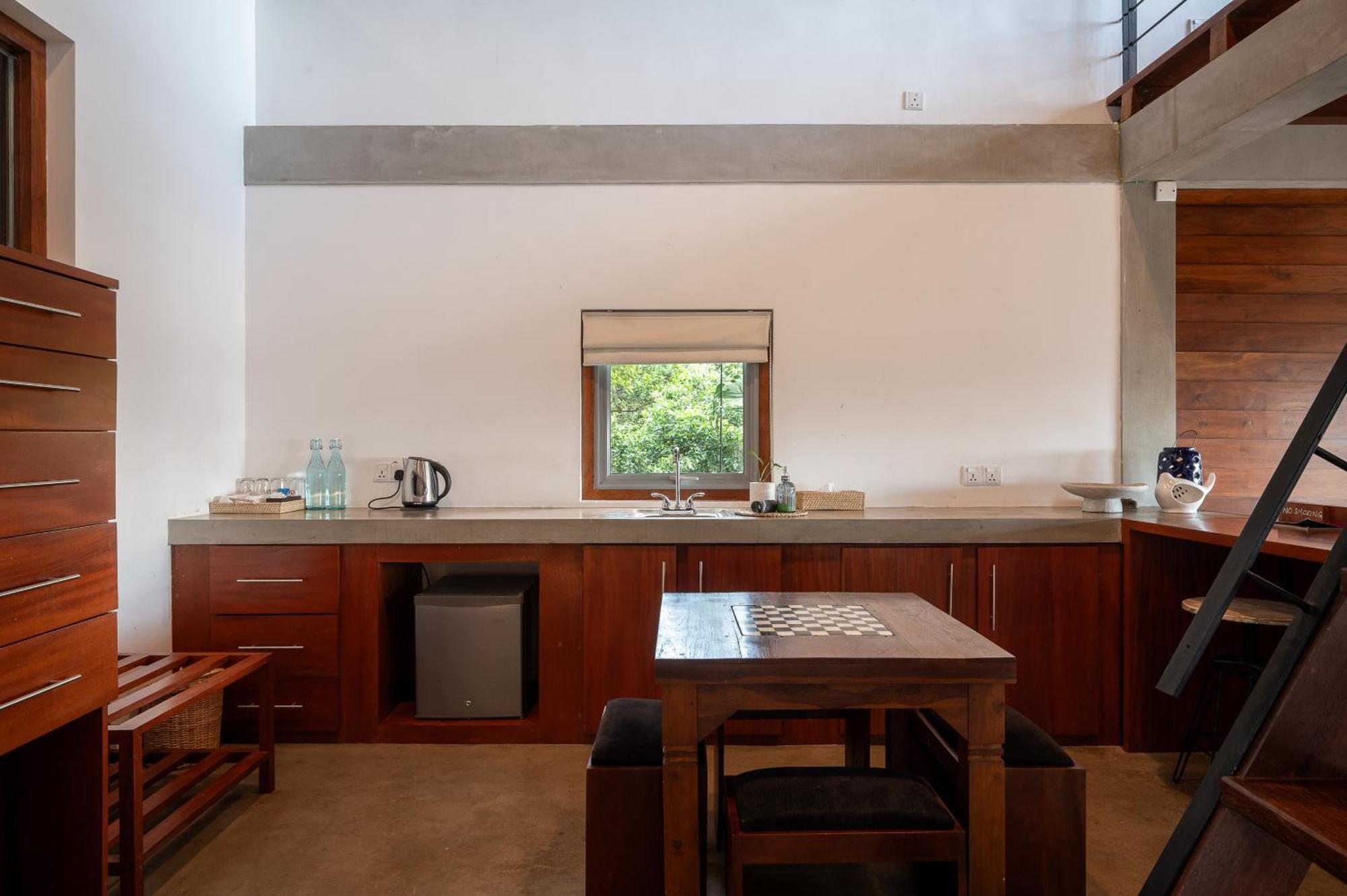 Treehouse Chalets - Luxury Getaway Within A Short Distance Of Ella 贝里胡罗亚 外观 照片